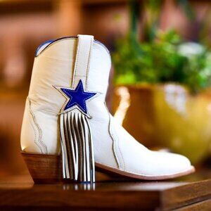 ISO! Lucchese N4866.24 Blue Star White Glitz Cream Leather Triad Booties Sz 7.5